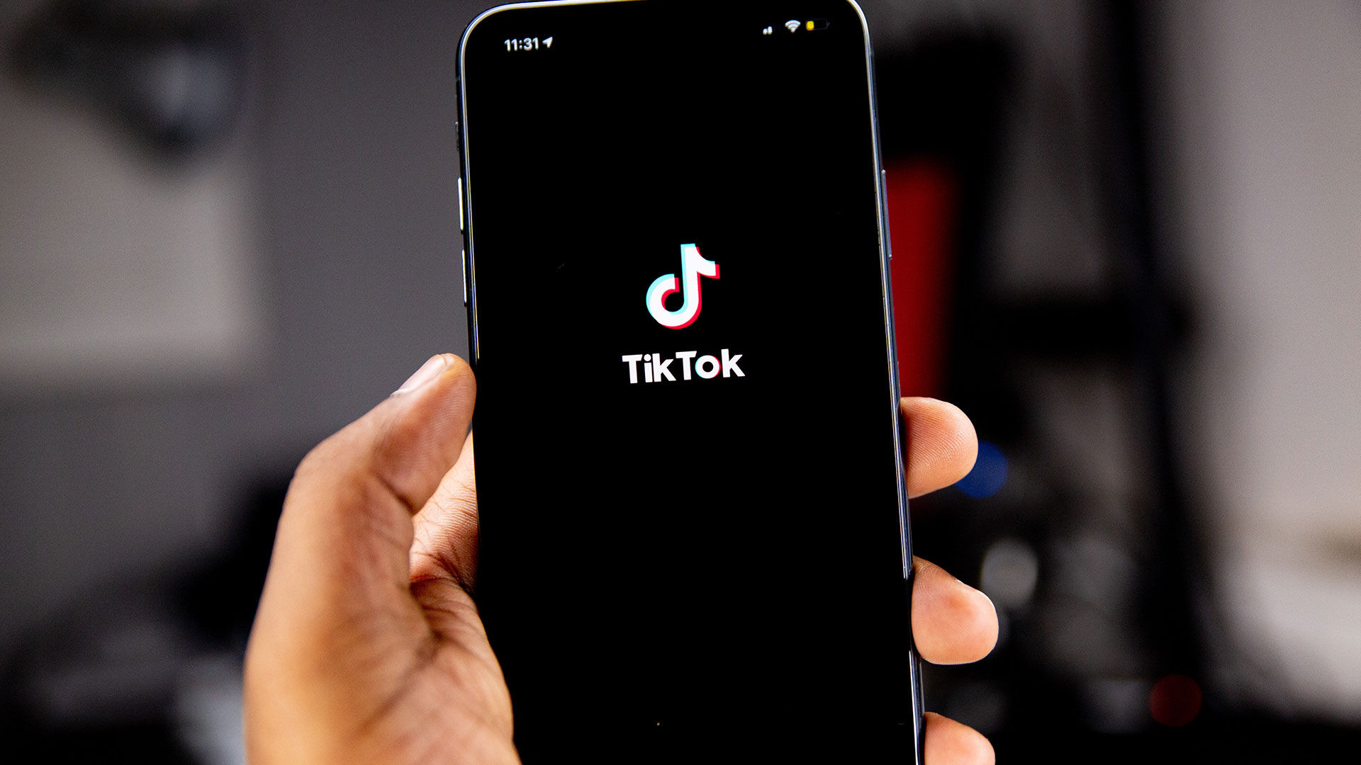 How to Add a Discord Link to TikTok