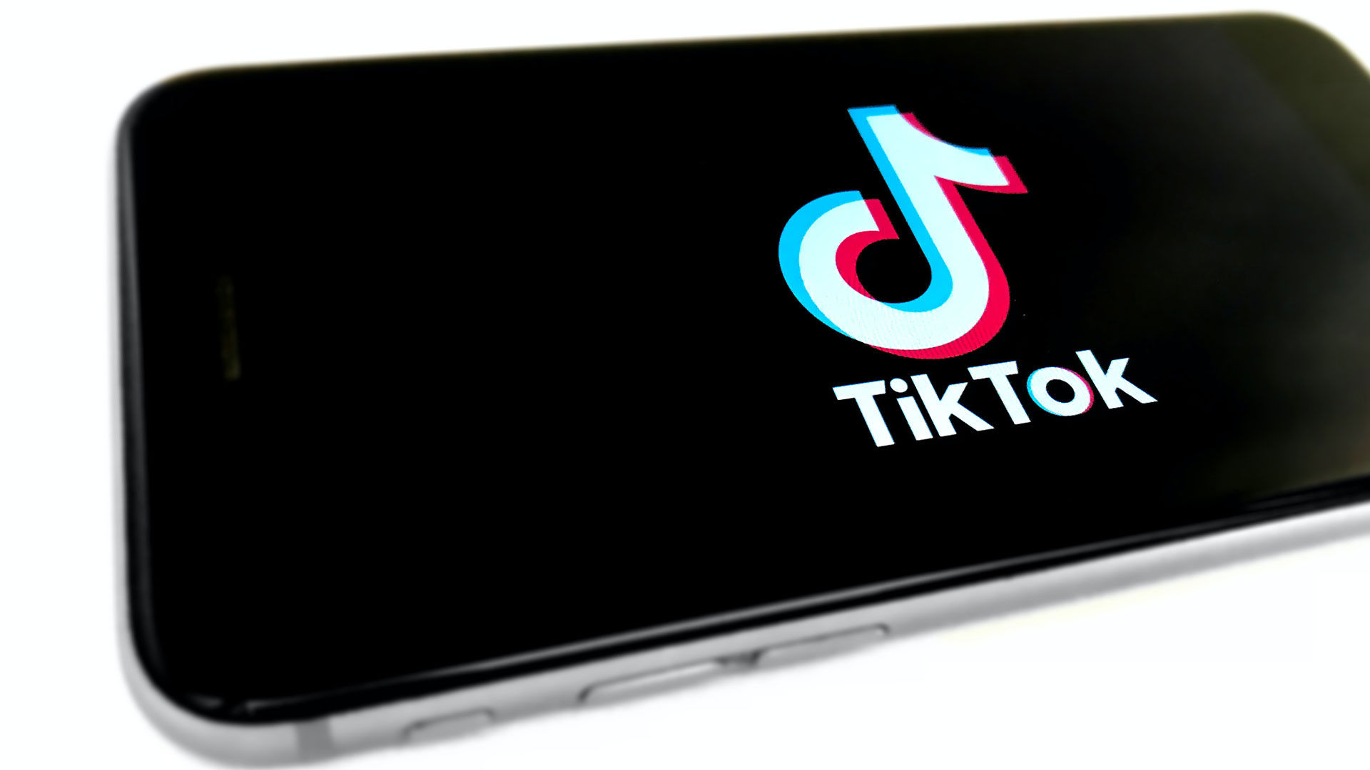 How to Add Links to Your TikTok Bio 