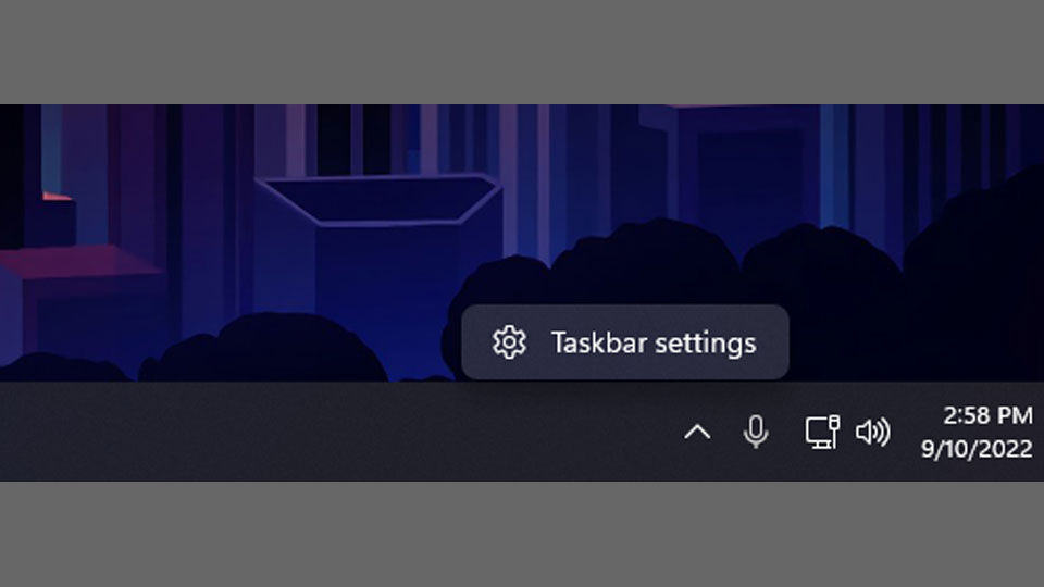 How to Make Your Screen Stay on Longer in Windows 11 - Step 1 - Taskbar settings
